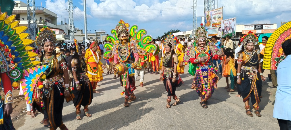 ಛಾವಣಿ ದಸರಾ ಸಂಭ್ರಮಕ್ಕೆ ಅದ್ಧೂರಿ ತೆರೆ